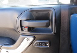 2012 Jeep Wrangler Unlimited - Image 35