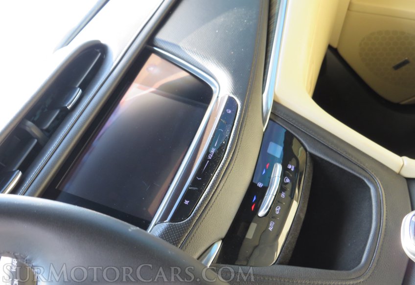 2017 Cadillac XT5 - Image 43