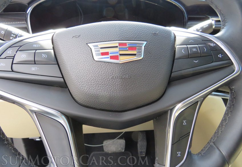 2017 Cadillac XT5 - Image 44