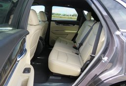 2017 Cadillac XT5 - Image 39