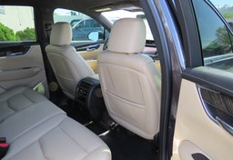 2017 Cadillac XT5 - Image 35