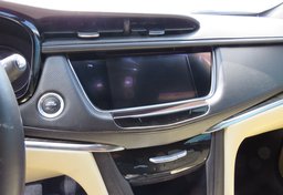 2017 Cadillac XT5 - Image 53