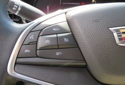 2017 Cadillac XT5 - Image 48