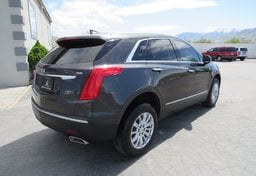 2017 Cadillac XT5 - Image 5