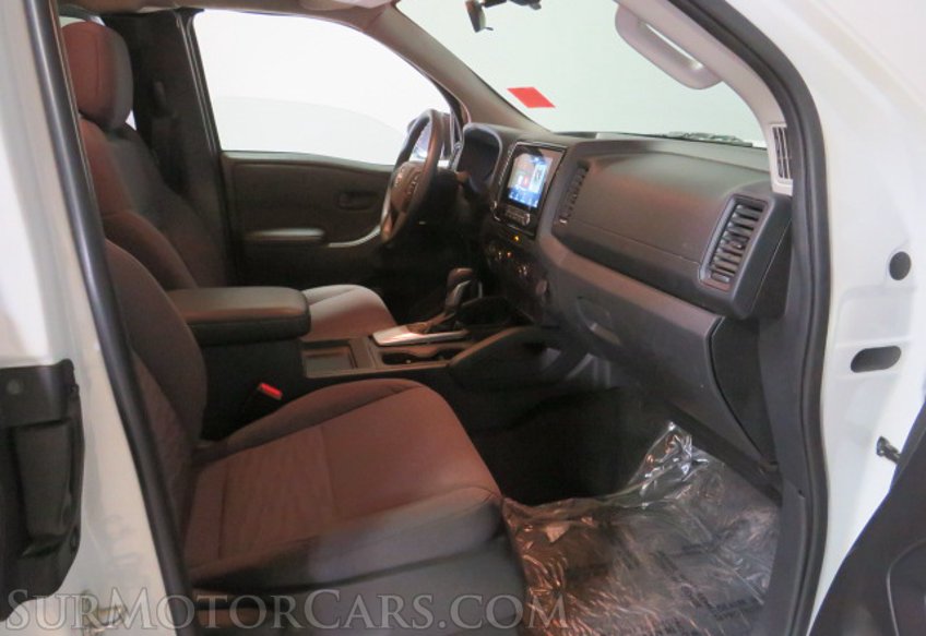 2024 Nissan Frontier - Image 22