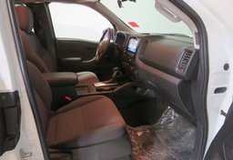 2024 Nissan Frontier - Image 22