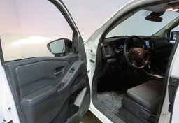 2024 Nissan Frontier - Image 25