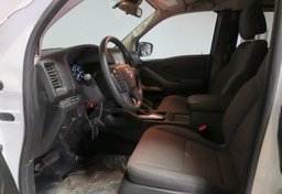 2024 Nissan Frontier - Image 19