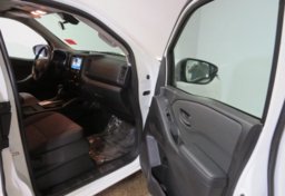 2024 Nissan Frontier - Image 21
