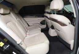 Thumbnail of 2018 Genesis G90
