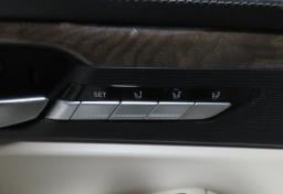 Thumbnail of 2018 Genesis G90