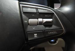 Thumbnail of 2018 Genesis G90