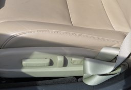 2015 Acura TLX - Image 41