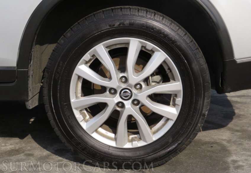 2017 Nissan Rogue - Image 17