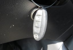 2017 Nissan Rogue - Image 38