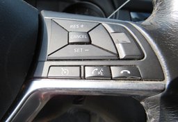 2017 Nissan Rogue - Image 36