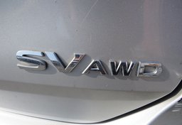 2017 Nissan Rogue - Image 19
