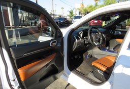 2014 Jeep Grand Cherokee - Image 22