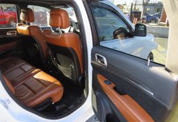 2014 Jeep Grand Cherokee - Image 25