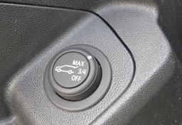 2020 GMC Terrain - Image 41