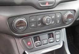 2020 GMC Terrain - Image 35