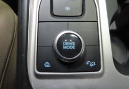 2022 Ford Explorer - Image 39