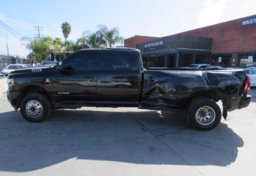 2020 Ram 3500 - Image 11