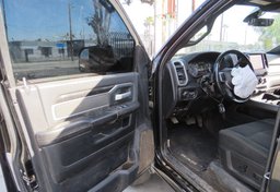 2020 Ram 3500 - Image 23