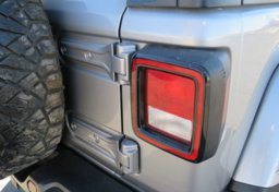 2018 Jeep Wrangler Unlimited - Image 21