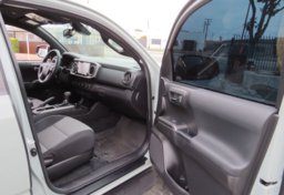 2023 Toyota Tacoma 4WD - Image 33