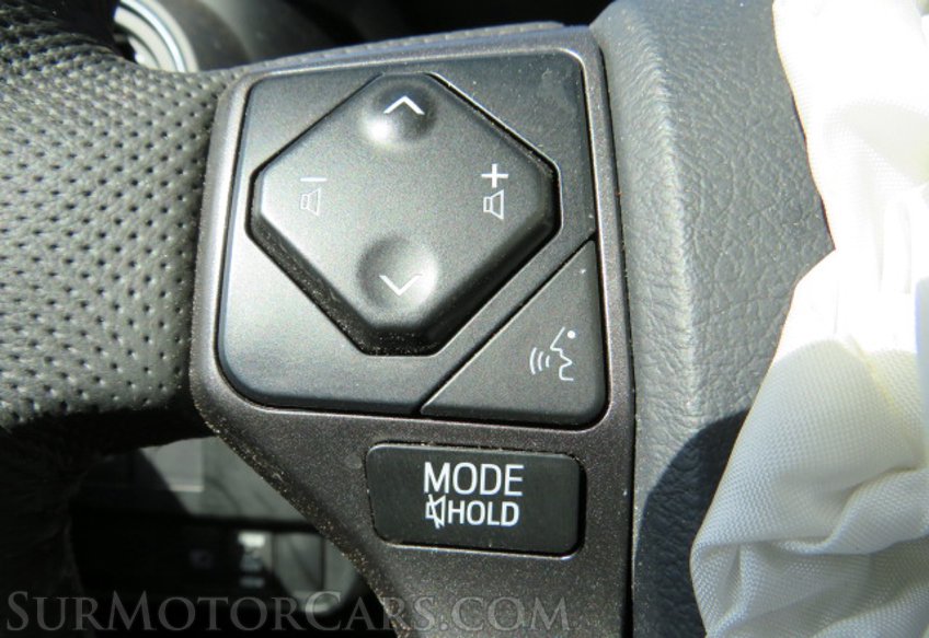 2020 Toyota Tacoma 4WD - Image 40