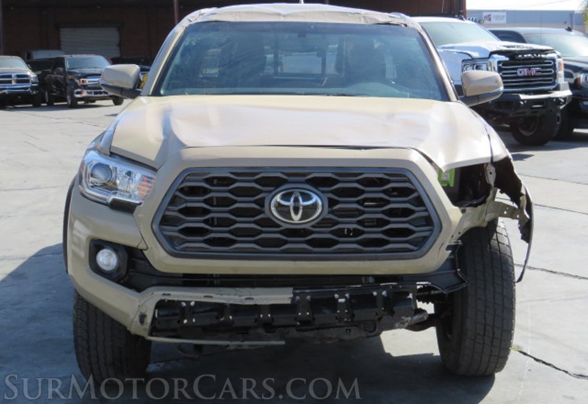 2020 Toyota Tacoma 4WD - Image 15
