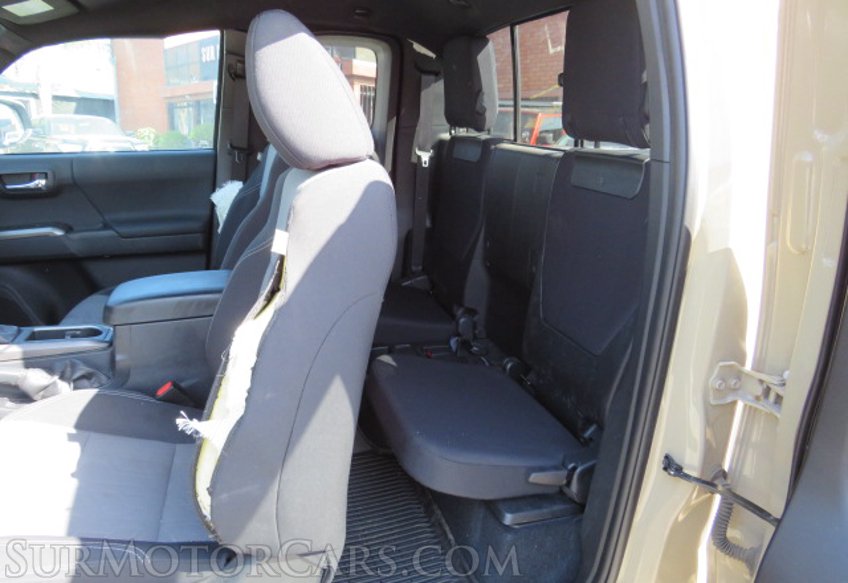 2020 Toyota Tacoma 4WD - Image 29