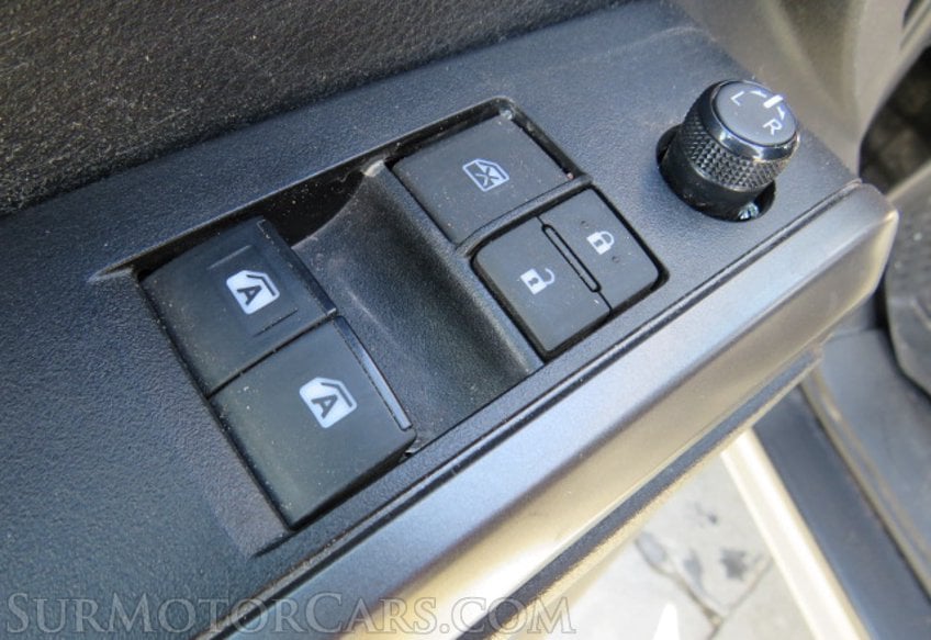 2020 Toyota Tacoma 4WD - Image 48