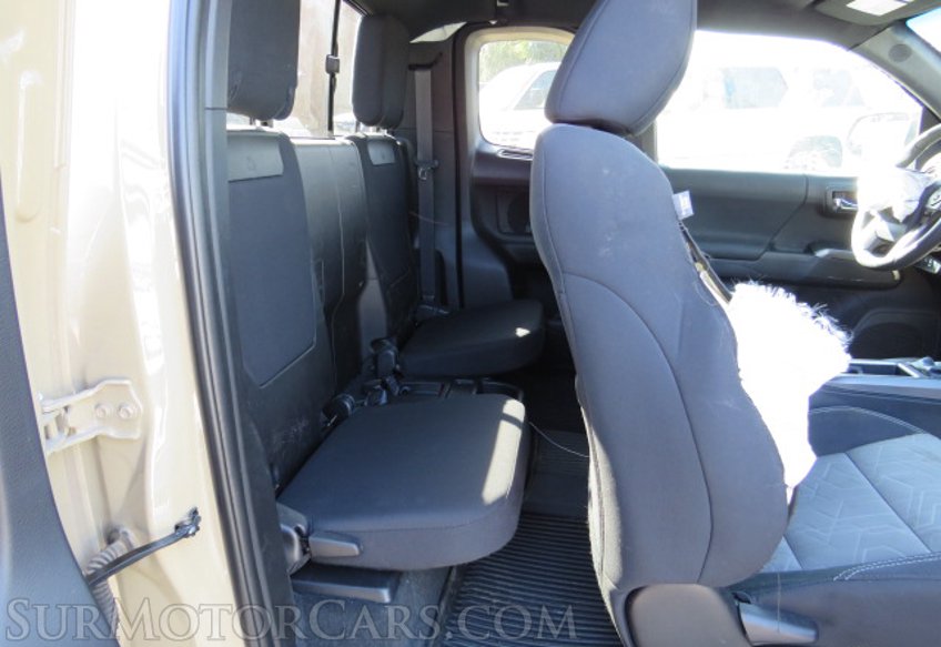 2020 Toyota Tacoma 4WD - Image 28