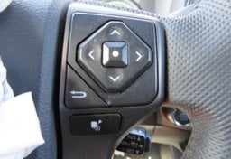 2020 Toyota Tacoma 4WD - Image 41