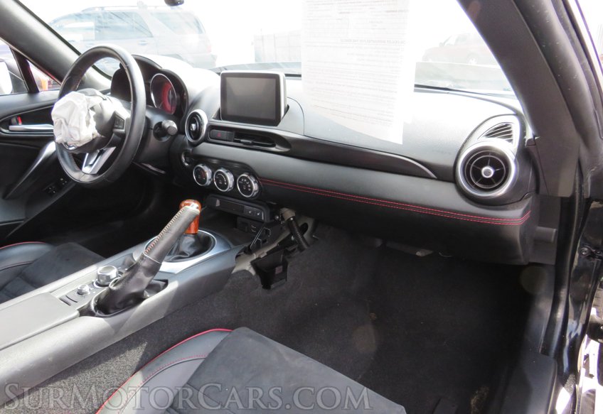 2019 FIAT 124 Spider - Image 31