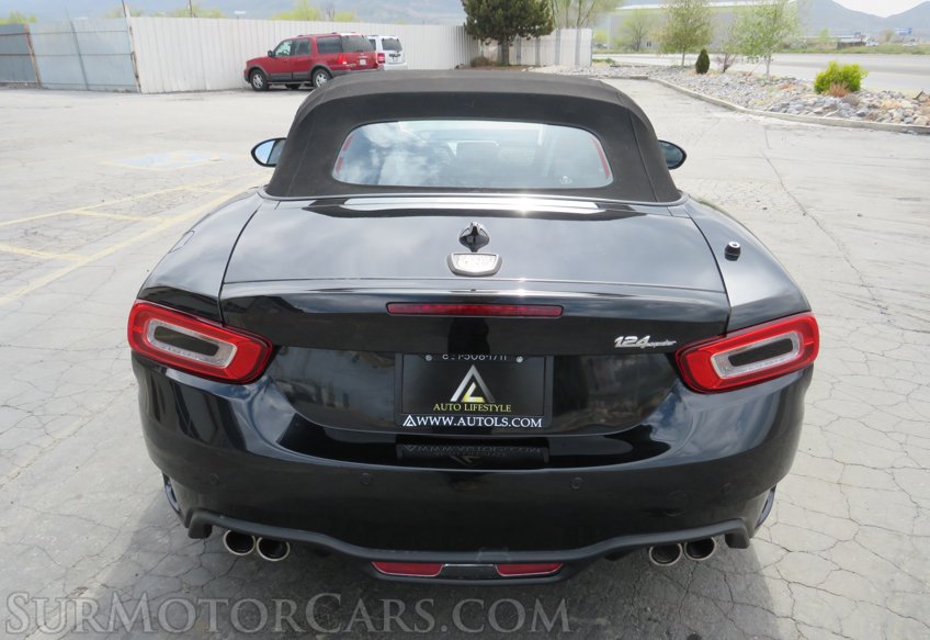 2019 FIAT 124 Spider - Image 16