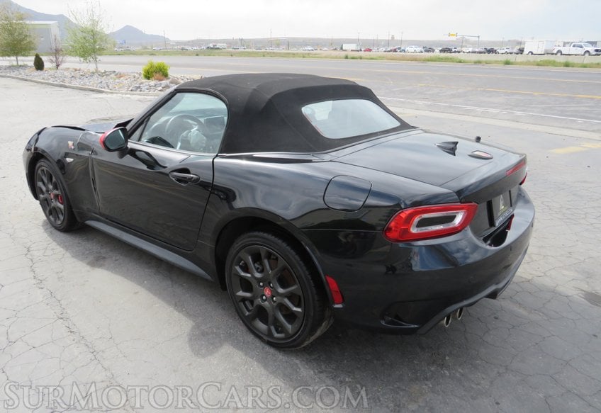 2019 FIAT 124 Spider - Image 11