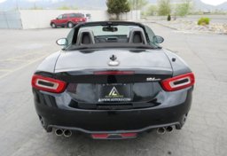 2019 FIAT 124 Spider - Image 17