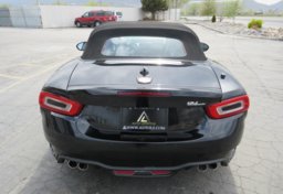 2019 FIAT 124 Spider - Image 16