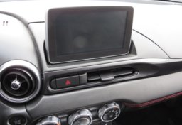 2019 FIAT 124 Spider - Image 44