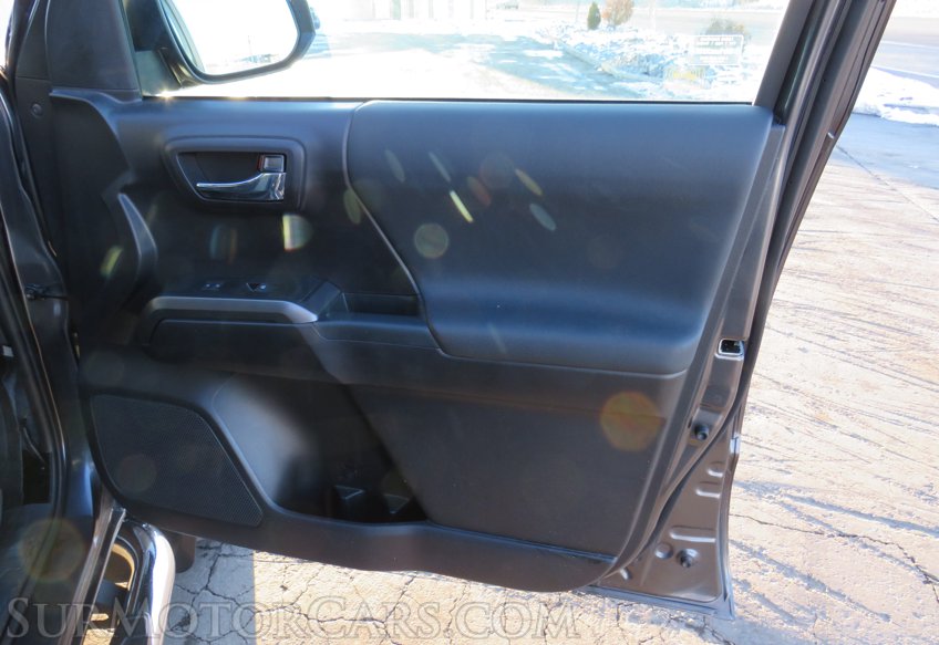 2021 Toyota Tacoma 4WD - Image 57