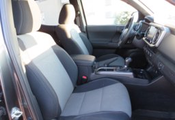 2021 Toyota Tacoma 4WD - Image 33