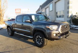 2021 Toyota Tacoma 4WD - Image 4