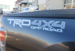 2021 Toyota Tacoma 4WD - Image 25