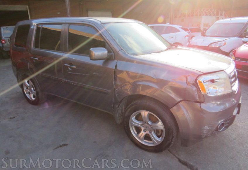 2015 Honda Pilot - Image 2