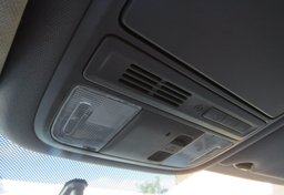 2015 Honda Pilot - Image 45