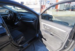 2017 Honda CR-V - Image 23