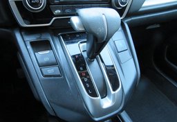 2017 Honda CR-V - Image 39